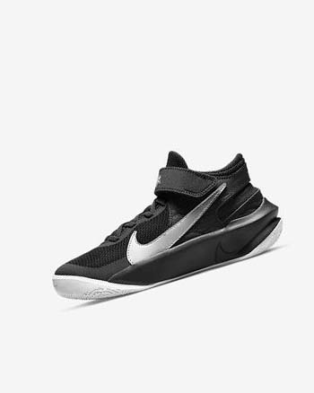 Black / White / Metal Silver Boy Nike Team Hustle D 10 FlyEase Basketball Shoes | CA5376
