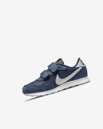 Navy / Green / Grey Boy Nike MD Valiant Shoes | CA4853