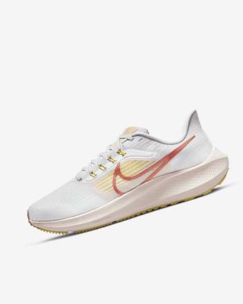 White / Light Women's Nike Air Zoom Pegasus 39 Running Shoes | CA2281