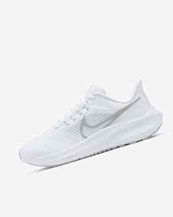White / Platinum / Grey / Metal Silver Women's Nike Air Zoom Pegasus 39 Running Shoes | CA5373